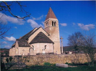 Découvrez l'église Saint-Victor de Santilly