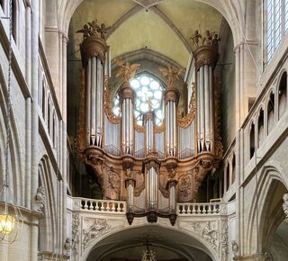 Concert d'orgue et aubade au carillon