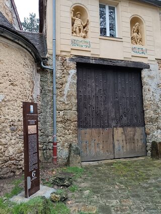 Inauguration de la façade restaurée de l'ancienne ferme de l'abbaye de Gif