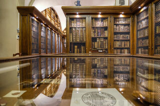 Découvrez l'une des plus anciennes bibliothèques de Strasbourg !