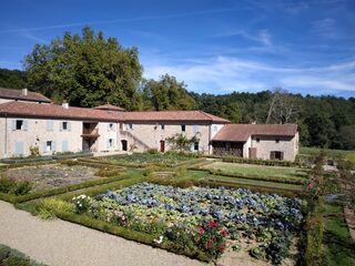 Visite de l'abbaye Notre-Dame du Pesquié