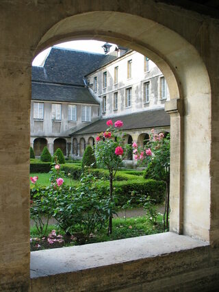 Le Cloître de Port-Royal, un lieu empreint d’histoire