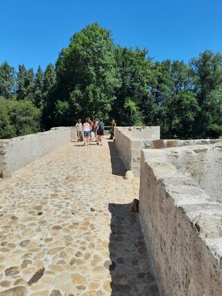 Visite guidée d'un pont gothique du XVe siècle