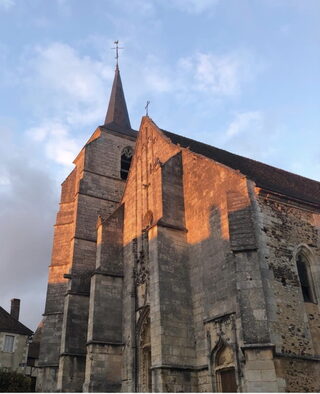 Visite de l'église Saint-Symphorien, « cathédrale de la Puisaye »