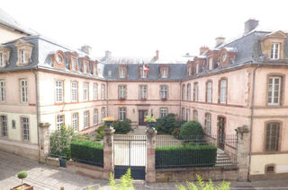 Découvrez autrement la préfecture de l'Aveyron à Rodez au cours d'une visite gui