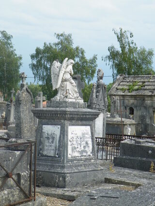 Visite commentée du cimetière de Gray par Bernard Debief