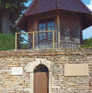 Visite guidée du pavillon de la solitude au château de Monceau