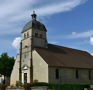 Découvrez, lors d'une visite guidée, une église datant du XIIe siècle