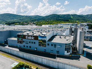 Visitez l'usine des Eaux de Volvic