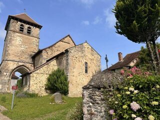 Présentation de l'église romane du XIe et XIIe siècle