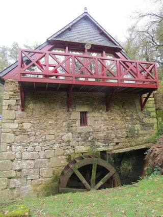 Découverte du site du Moulin de l'Ecoublière (Caulnes)