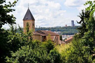 Découvrez une église du XVe siècle lors d'une visite guidée