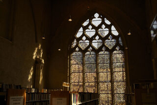 Visite de l'ancienne chapelle des Carmes au sein de la bibliothèque municipale d