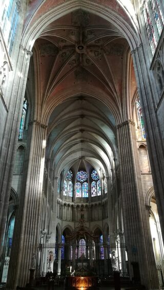 Visite de la cathédrale Saint-Étienne d'Auxerre