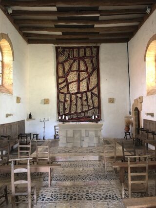 Visite guidée : église, bois des sculptures, fresque de la crucifixion, villa Do