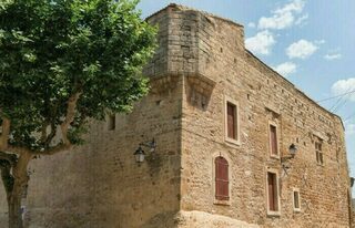 Découvrez un authentique château médiéval en visite commentée