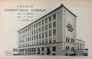 Visite guidée de l'École La Mache et notamment des bâtiments construits en 1934-