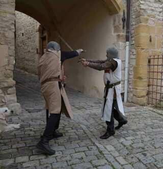 Chazay d'Azergues-Visite animée et costumée du village médiéval