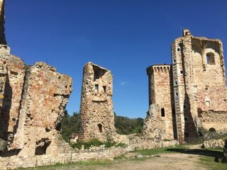 Visite des ruines du château de Hérisson