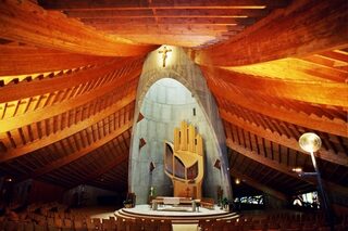 Visite commentée de l'église Notre-Dame des Neiges et présentation des vitraux d