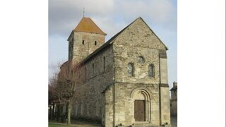 Visite libre d'une église du XIIIème siècle