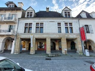 Visites contées de la Maison Carrée - insolite