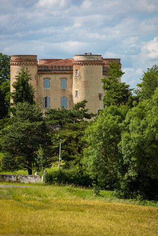 Profitez d'une balade au cœur du parc du château de Castagnac