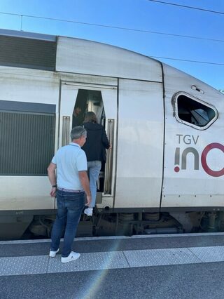 Visite d'une cabine TGV en gare SNCF de Nantes