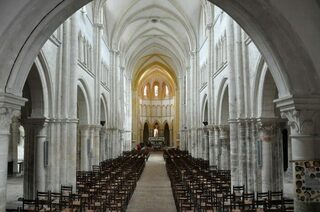 Visite du clocher d'une église et de son riche mobilier