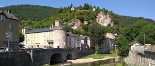 VISITE GUIDÉE DE SAINTE-ENIMIE - SANDIE BLANC