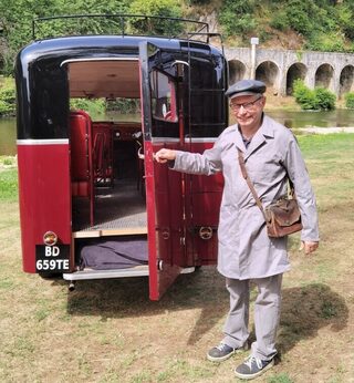 En voiture avec « La Guêpe » !