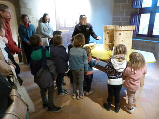 Visite guidée famille de la Porte Saint-Michel Château-musée de Guérande