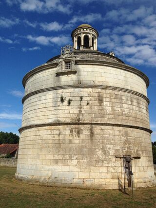 Visite du pigeonnier de Saint-Agnant