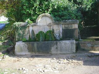 Callian. Historique de l’acheminement de l’eau, et du réseau ferré et routier