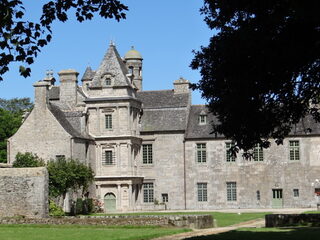 Visites guidées des extérieurs du château de Maillé, de la chapelle attenante et