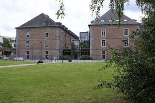 Visite guidée de la Bibliothèque universitaire, ancienne Caserne Ronzier