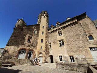 Partez à la découverte d'un château à l'histoire et à l'architecture remarquable