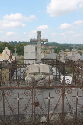 Visite commentée du cimetière de Charolles