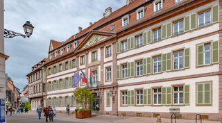 Découvrez un Hôtel de Ville lors d'une visite guidée