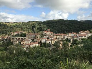 Visite commentée Les fortifications du bourg médiéval d'Auzon       Dimanche 22 