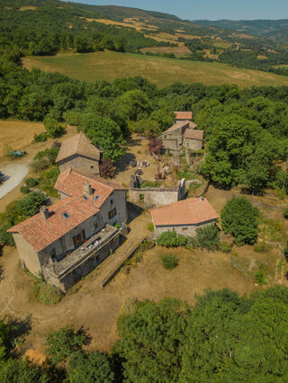 Explorez le hameau médiéval de Saint-Caprazy !