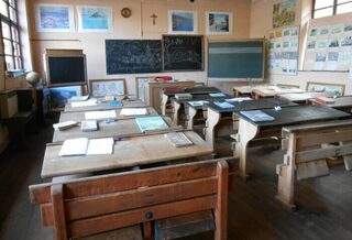 Découvrez la reconstitution de l'ancienne école du village