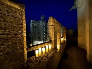 Dîner aux mille bougies au Donjon de Vez