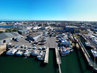 Découvrez l'élévateur à bateau de 400 tonnes du Port de Saint-Malo