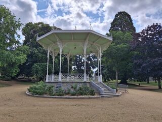 Visites du Jardin Public et concert