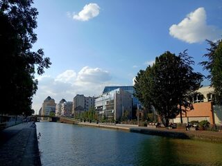 Parcours urbain, architectural et artistique le long du canal de l'Ourcq