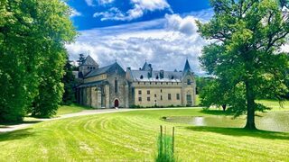 Partez à la découverte de l'abbaye de Loc-Dieu !