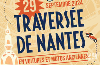 Traversée de Nantes en véhicules anciens et de collection