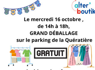 Grand déballage de vêtements à l'Alterboutik