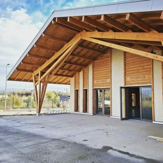 VISITE D’UNE NOUVELLE DÉCHETERIE ET RECYCLERIE EN DOMBES